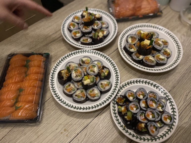 아빠가싸준꼬마김밥 이미지
