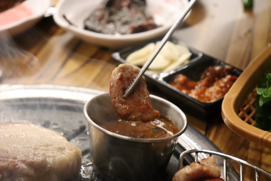 야돼지다 이미지