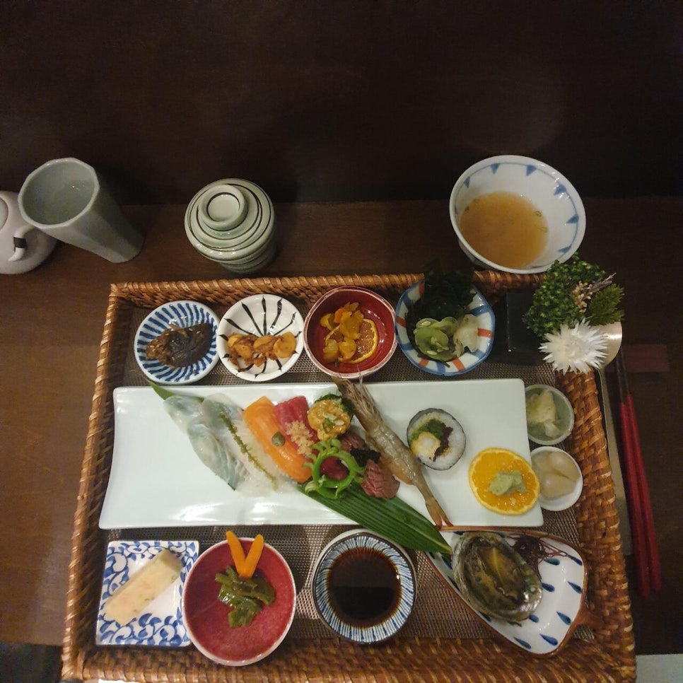 스시화랑 이미지