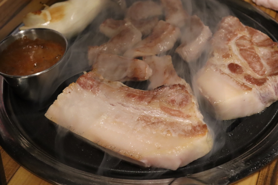 야돼지다 이미지