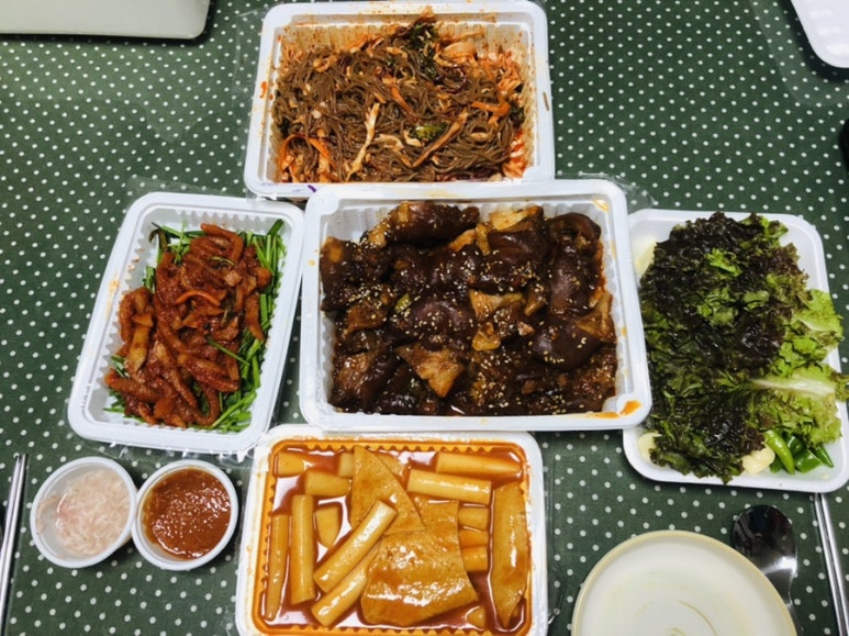 유가네왕착한족발 이미지