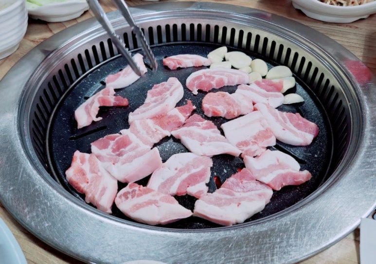 우촌정육점 이미지