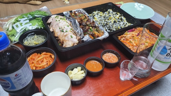 숯불구이족발 꾸이족 이미지
