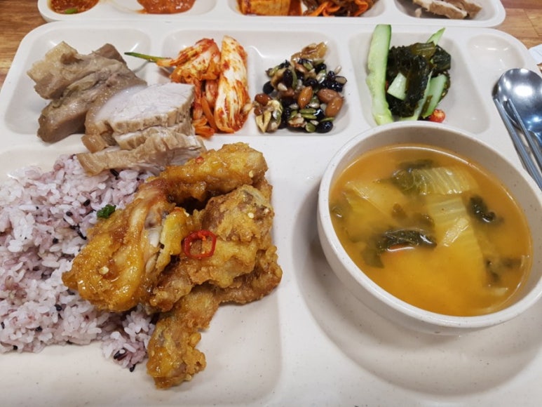 퓨전한식뷔페 이미지
