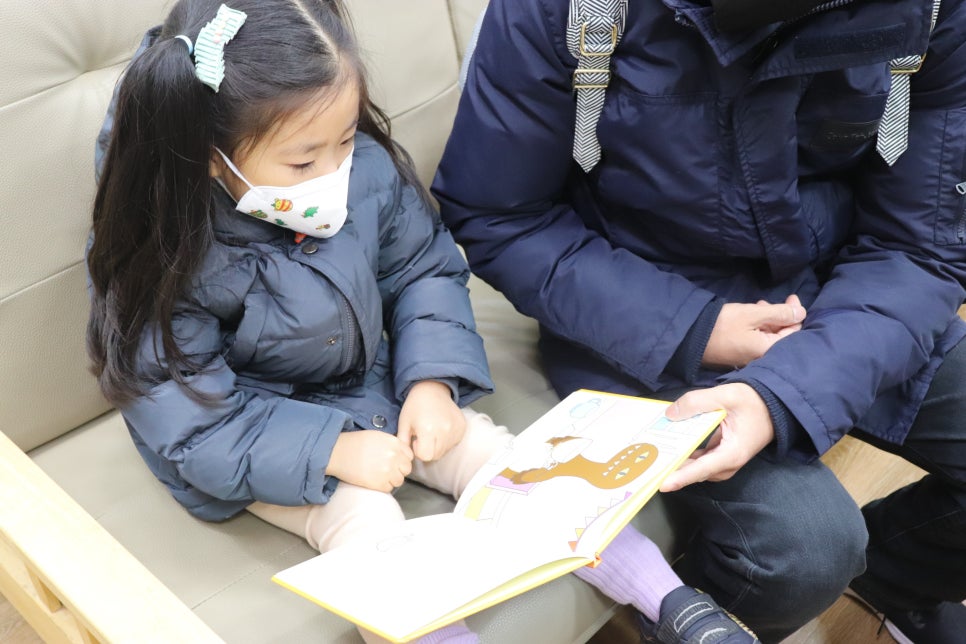 도토리서점 이미지