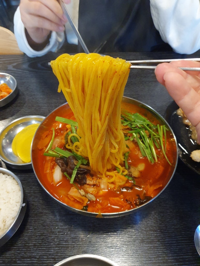 설짬뽕 이미지