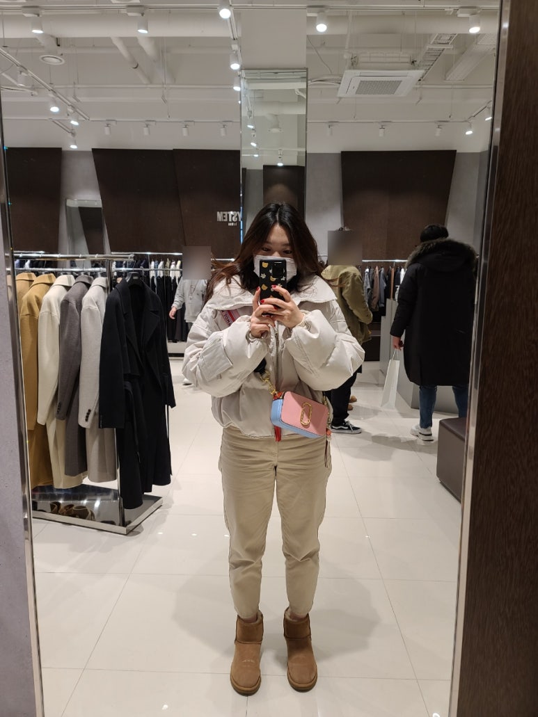 현대대전아울렛시스템옴므 이미지