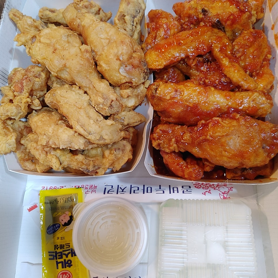 콤비두마리치킨 이미지