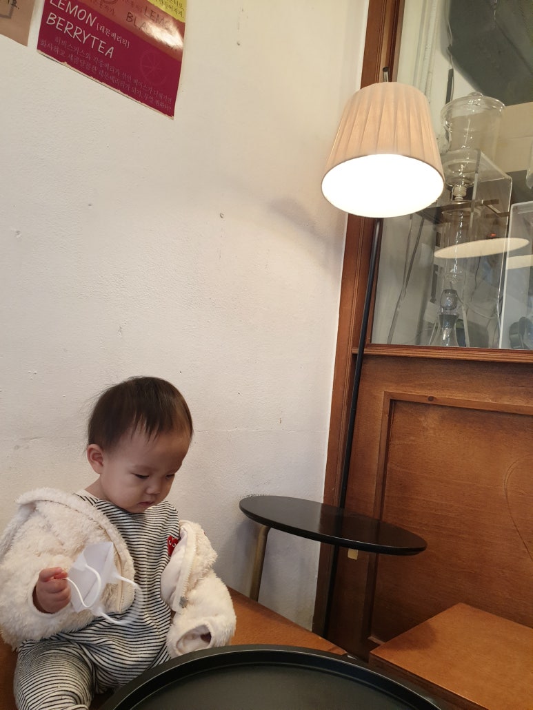 위클리로스터스 이미지