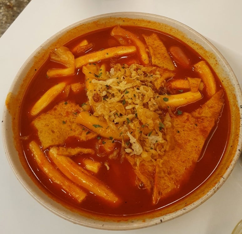 플러스82스낵커 이미지