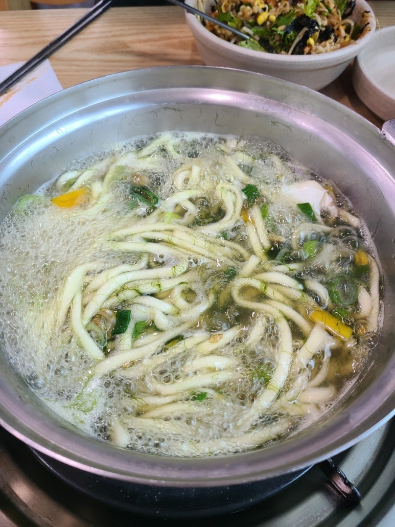 계룡해물칼국수 이미지