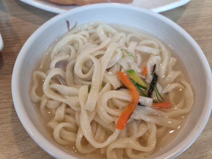 마시쭈칼국수 이미지
