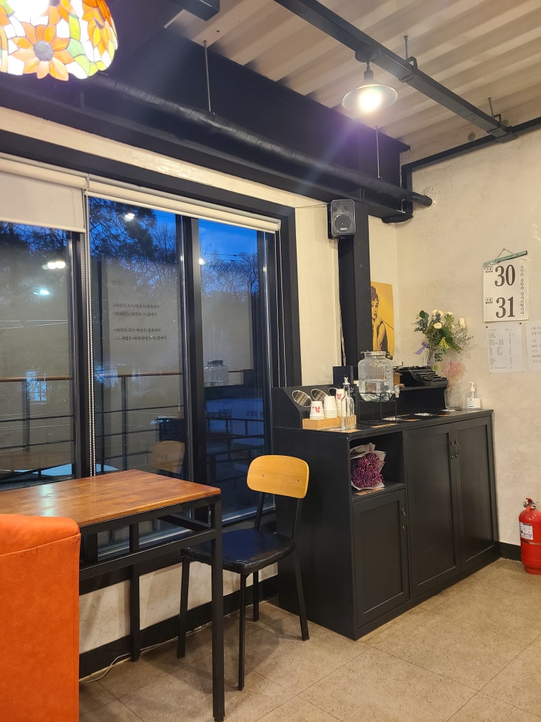 덕수조명 이미지