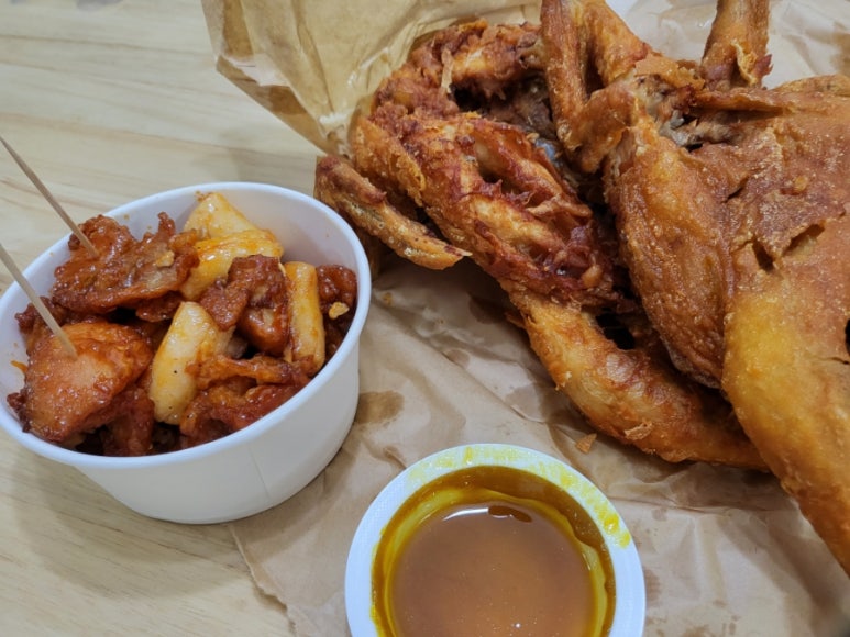 찐스통닭 이미지