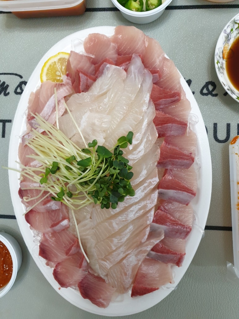 모아수산회센터 이미지