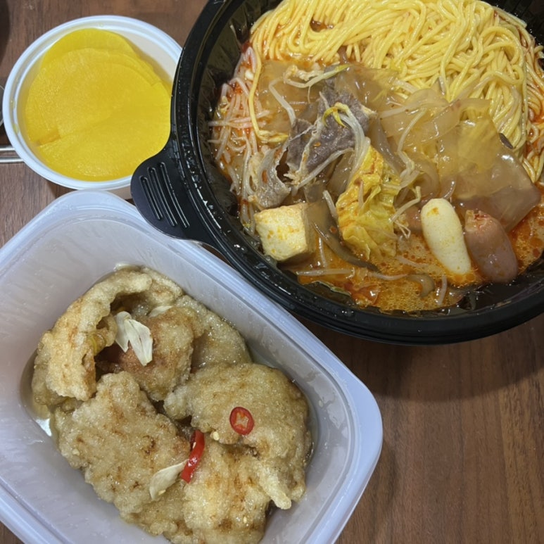 불타는 마라탕 이미지