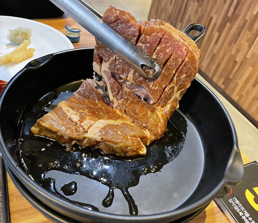 1954무한등심 진천점 이미지