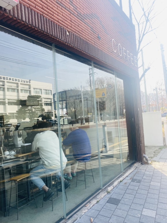 뉴트론커피 이미지