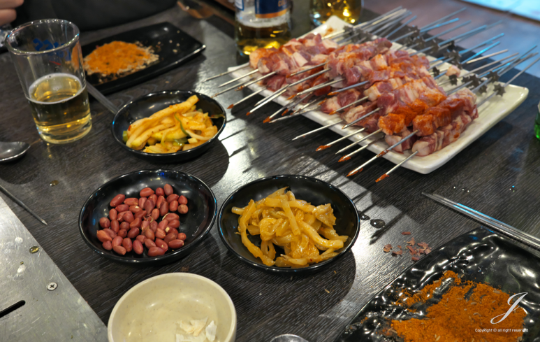 칭따오숯불양꼬치 이미지