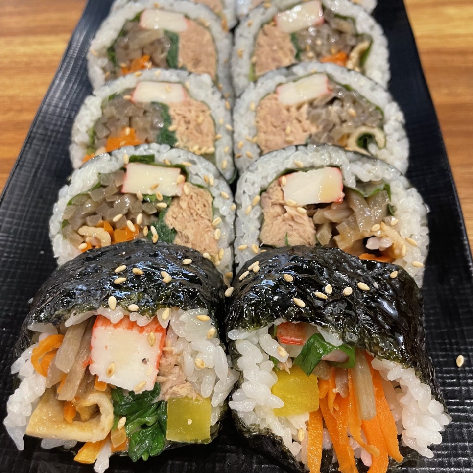 빨간떡볶이&빨간김밥 이미지