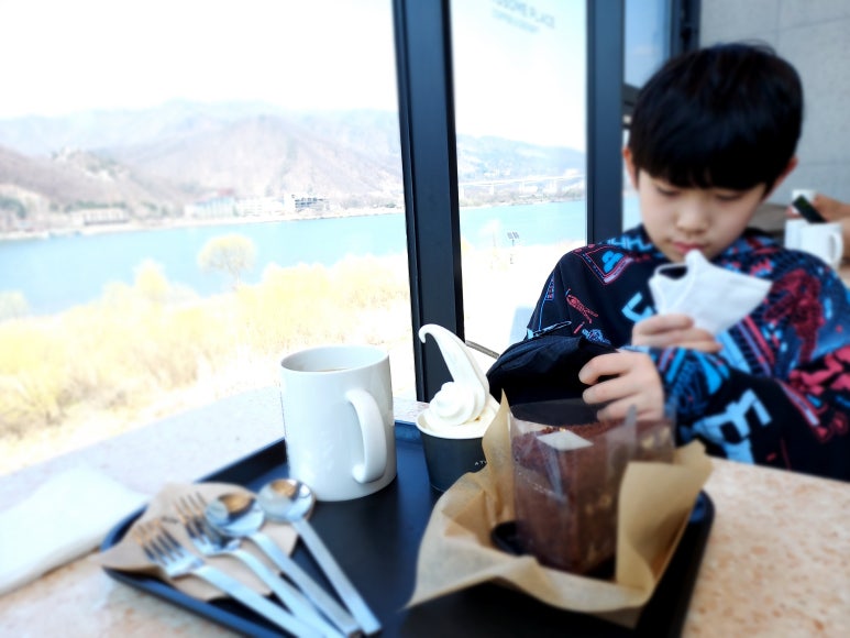 투썸플레이스양평 이미지