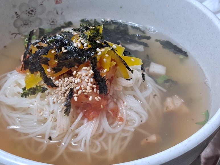지리산흑돼지뒷통구이 이미지