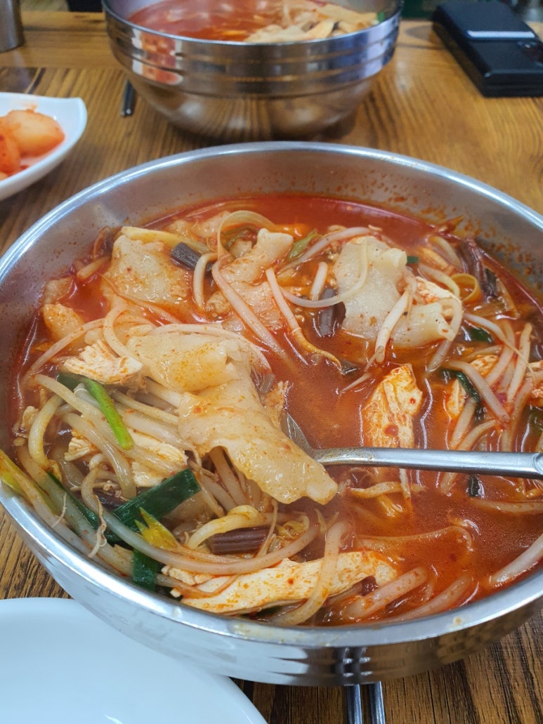 산천닭개장 이미지