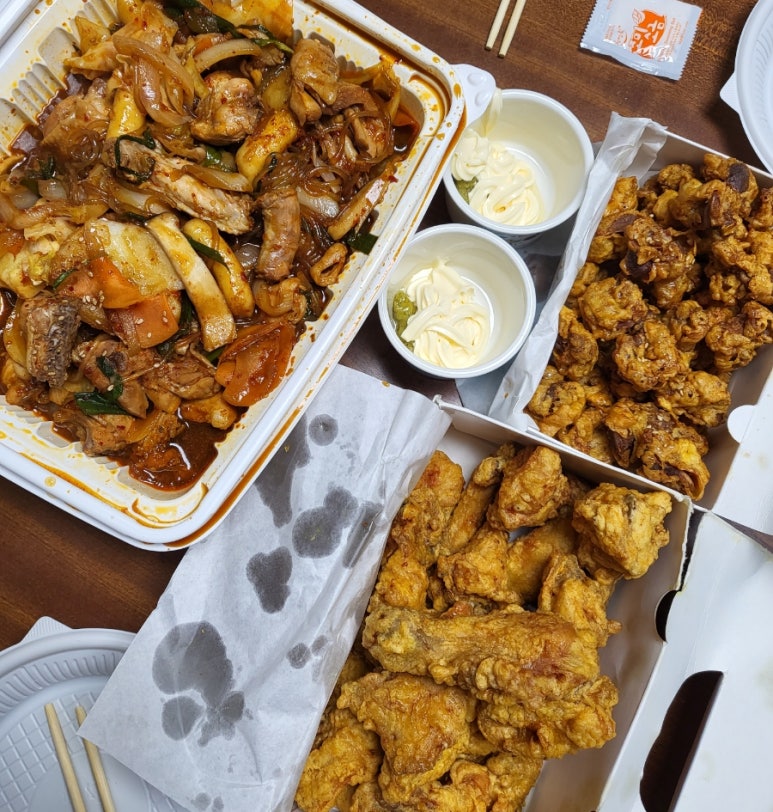 오케리아치킨 이미지