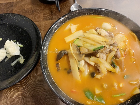 주홍짬뽕 이미지