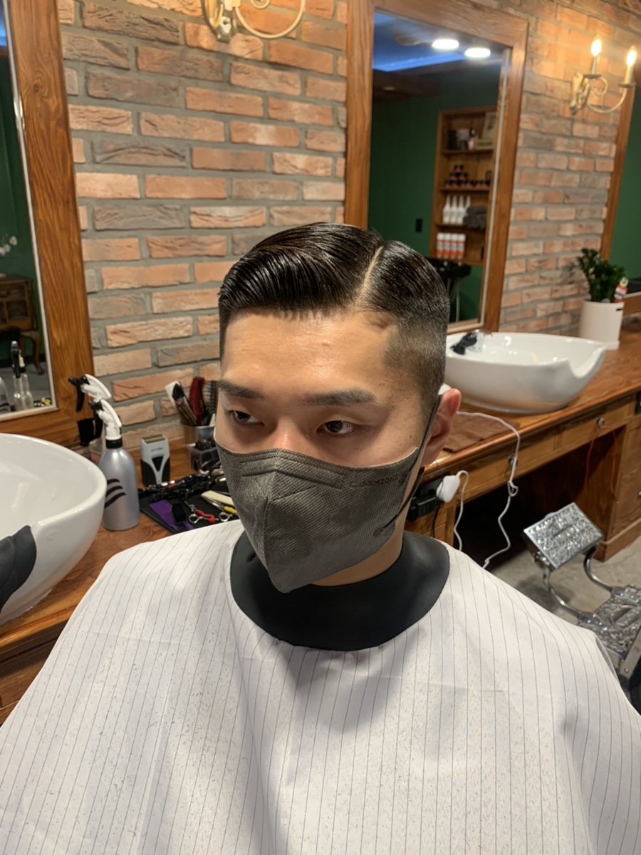 레이먼드바버샵 이미지