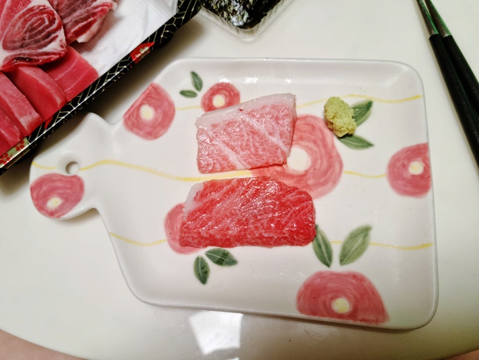 노인과바다참치 이미지