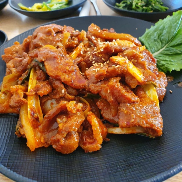 제육밥상 이미지