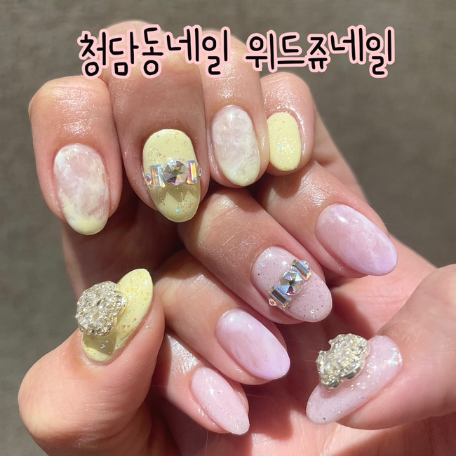 위드쥬 네일 이미지