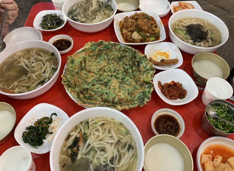 쌍둥이네칼국수 이미지