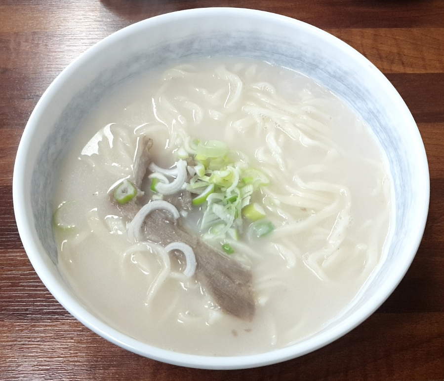 엄마손보쌈칼국수 이미지
