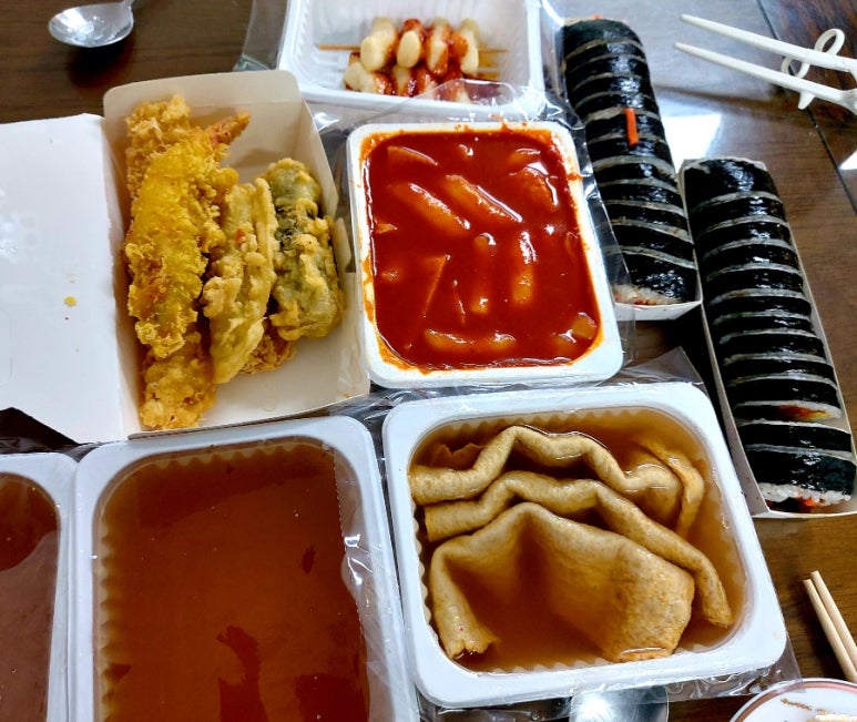 먹깨비김밥 이미지