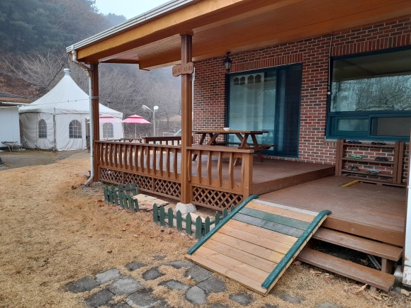 진달래펜션 이미지