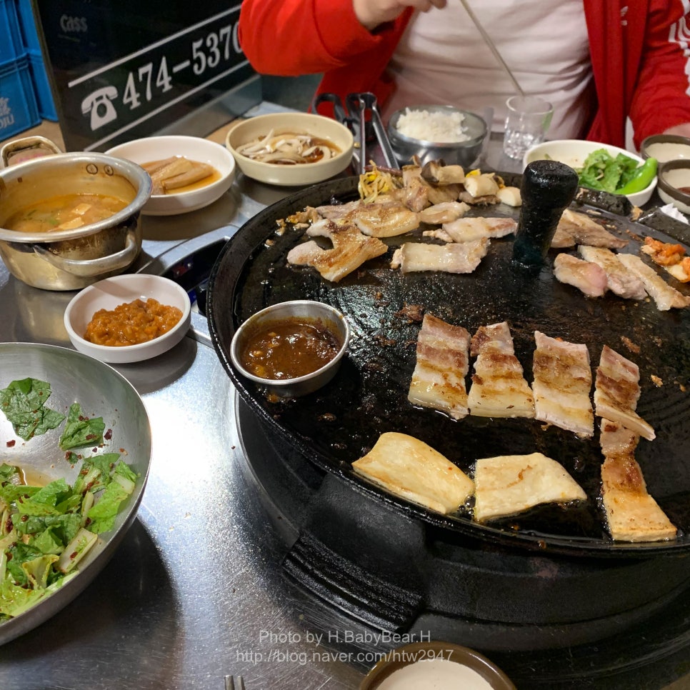 풍년솥뚜껑삼겹살 이미지