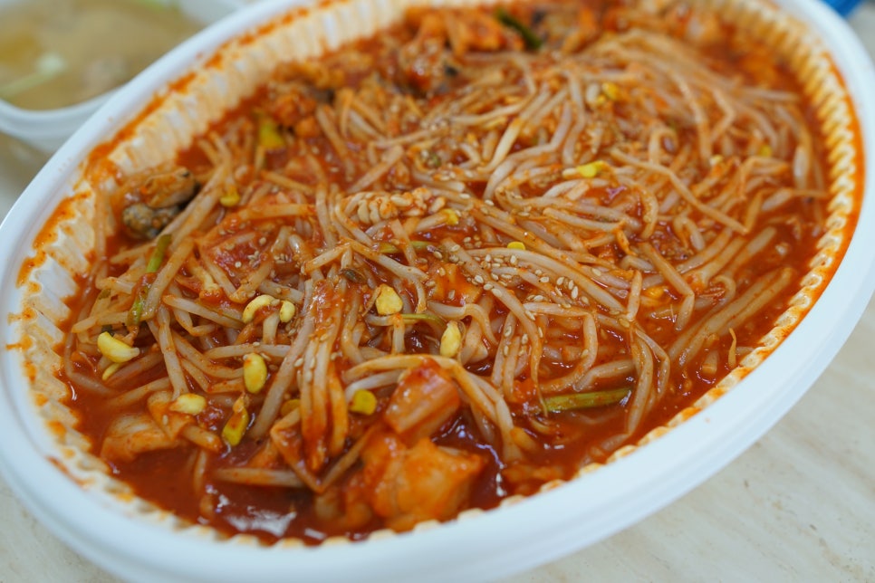 입큰아구찜엔알곤이찜 이미지