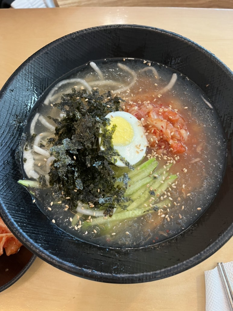 펜타포트국수나무 이미지
