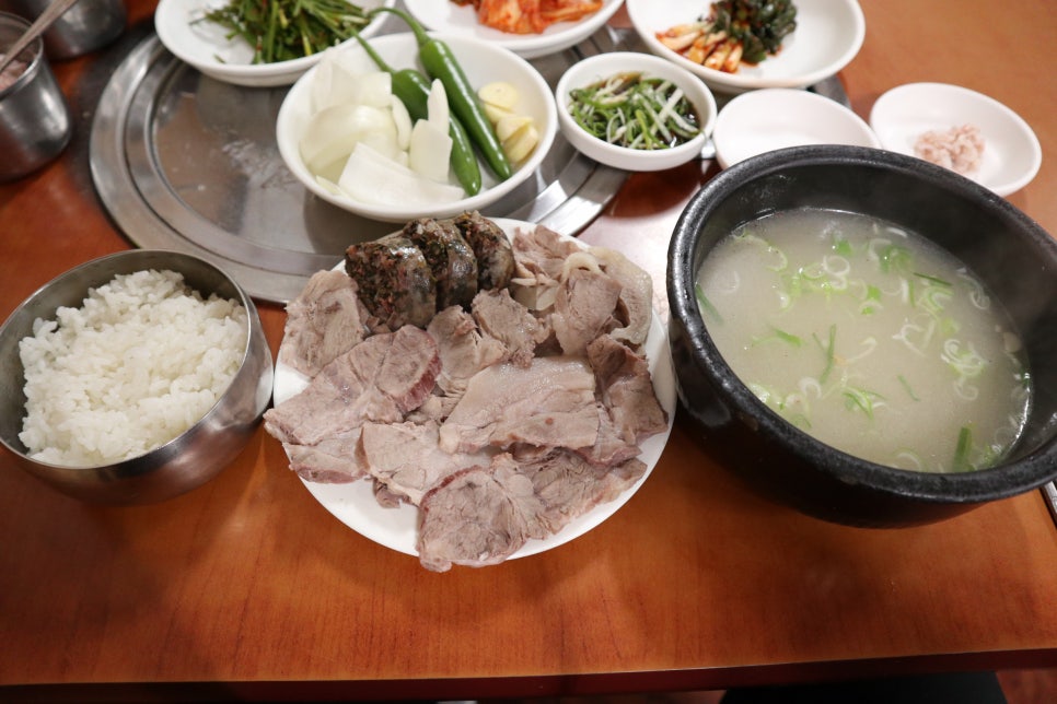 중앙돼지 이미지