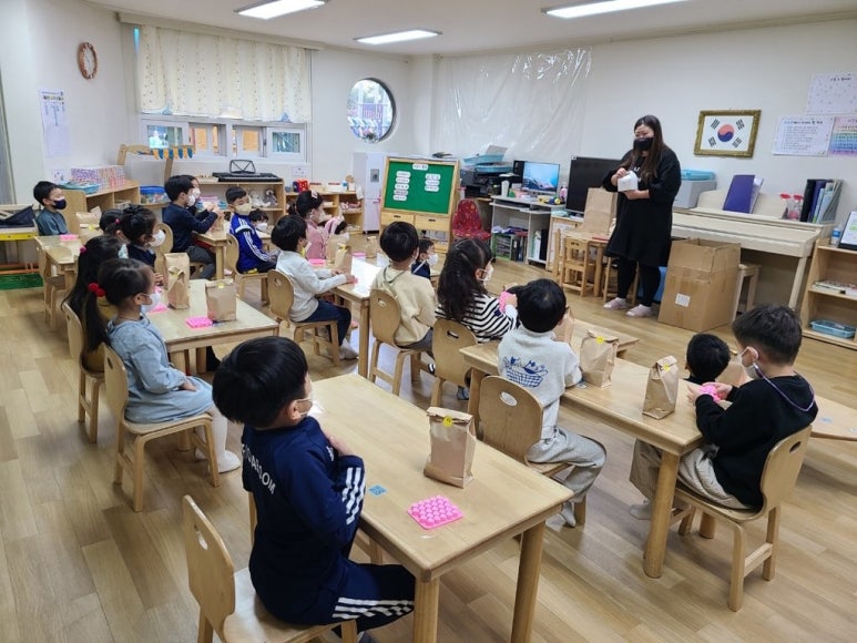 충신유치원 이미지