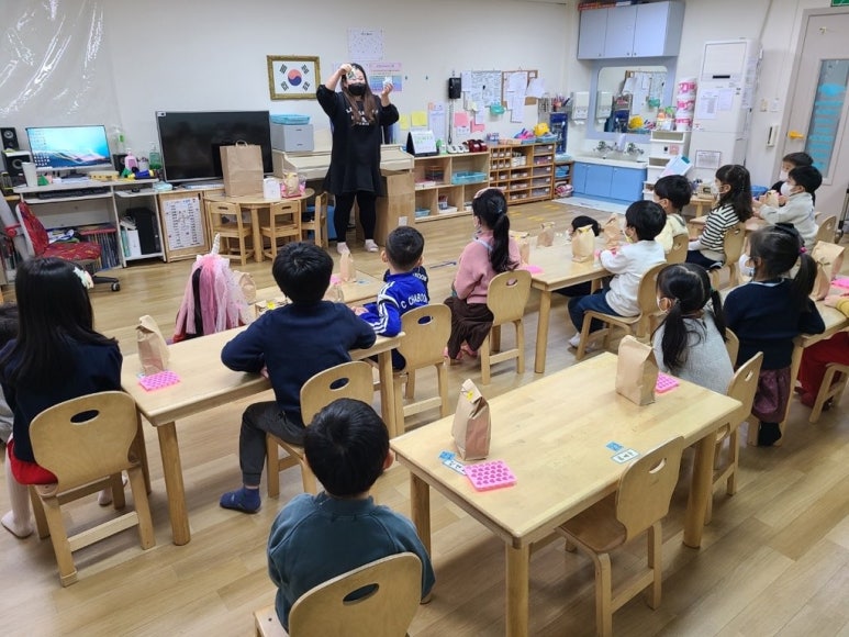 충신유치원 이미지
