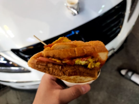 꿀꿀토스트 이미지