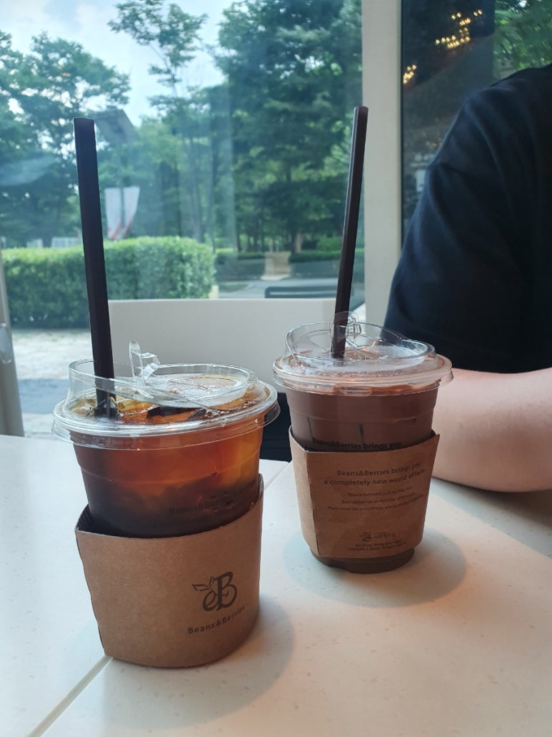 빈스앤베리즈 갤러리아포레점 이미지