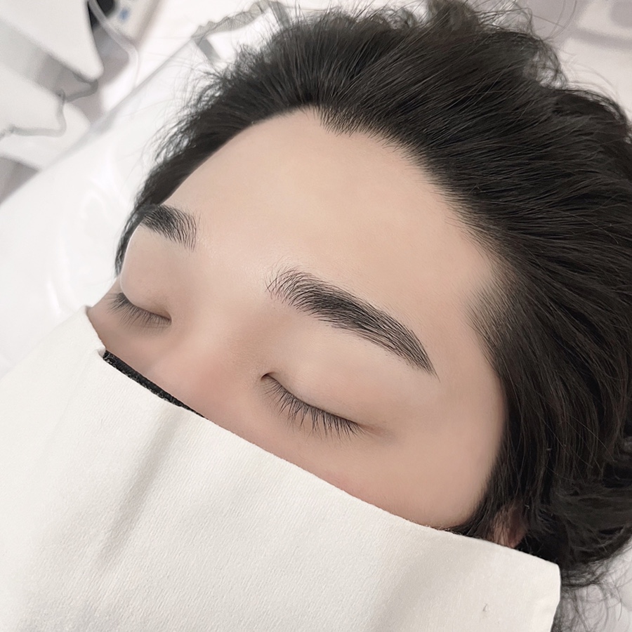 레빗브로우 이미지