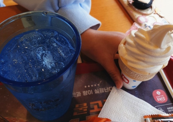 롯데리아아산배방점 이미지