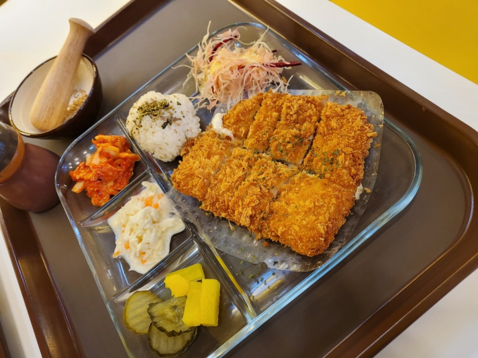 꼬마김밥돈가스 이미지
