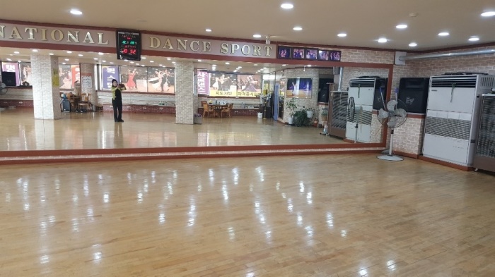 황실댄스스포츠 이미지