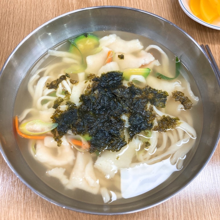 소하칼국수수제비 이미지